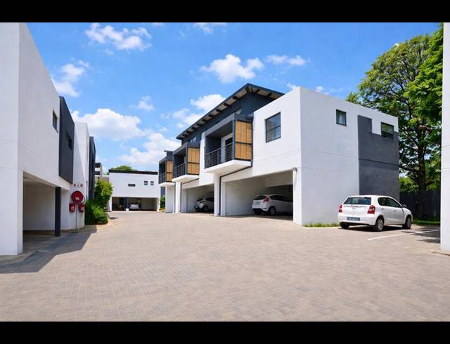 2 BEDROOM PROPERTY TO RENT IN MENLO PARK